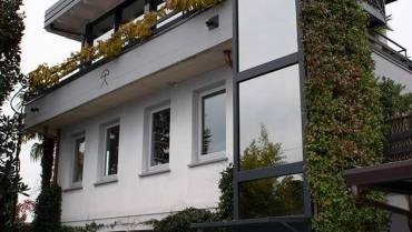 Privati e residenziali, Installazione piattaforma elevatrice, Angera (Varese)
