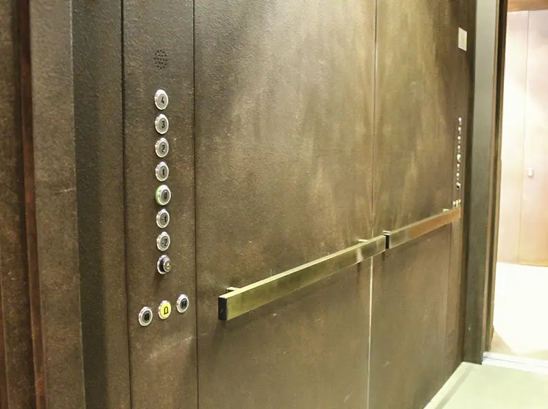 foto ascensori hotel installazione