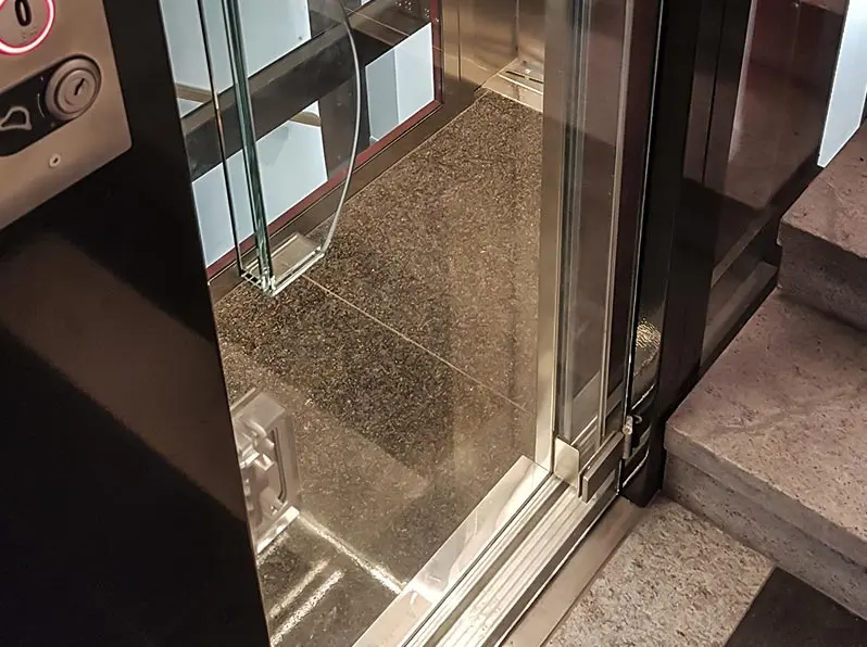 foto ascensori hotel lusso