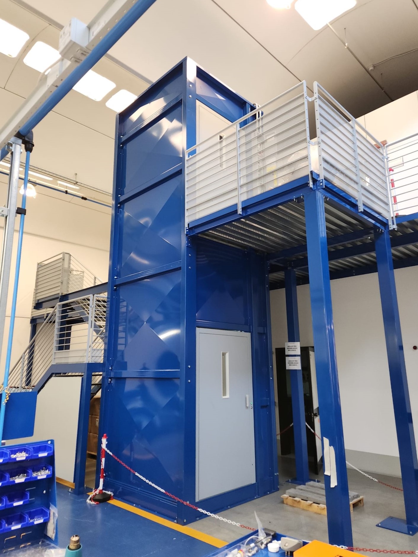Progettazione ed installazione di una nuova piattaforma elevatrice in azienda Varese