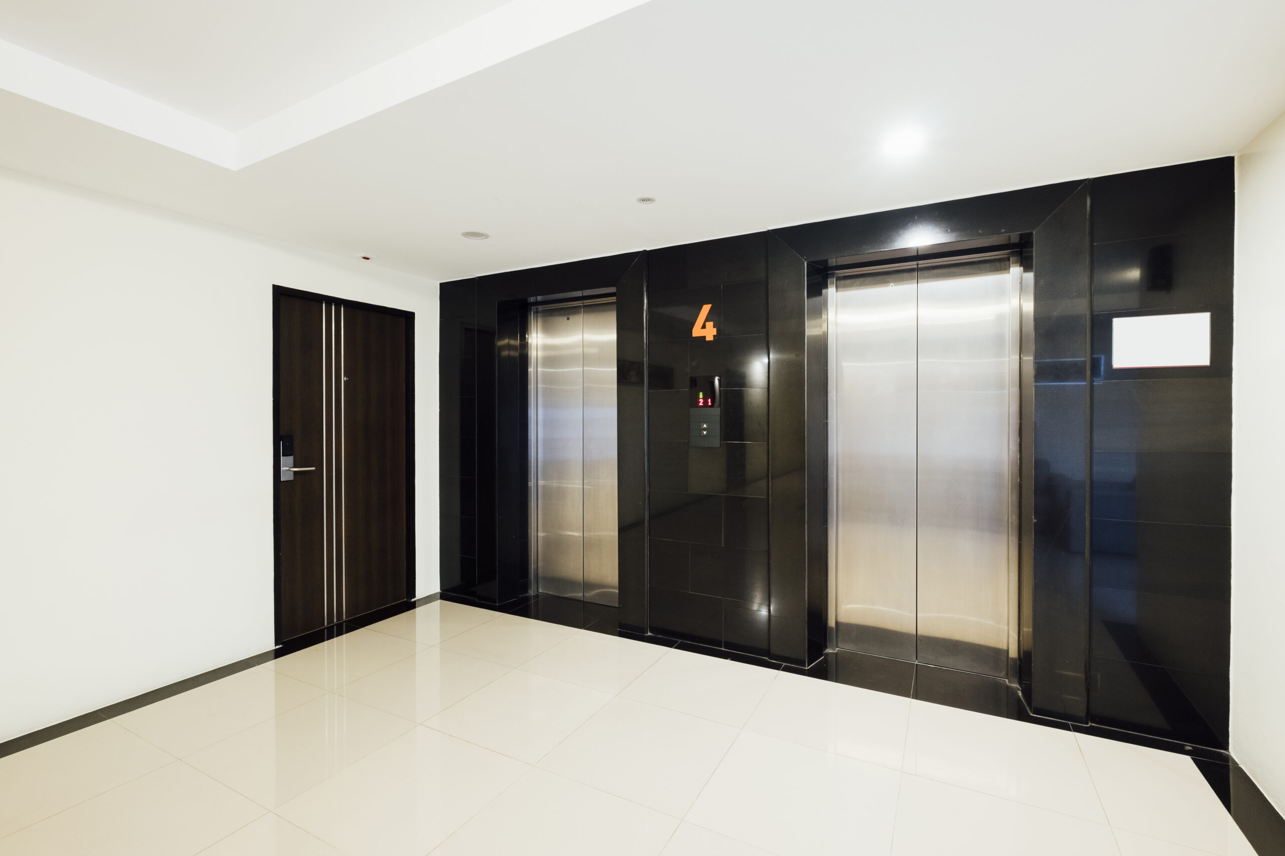 ascensore-hotel-manutenzione
